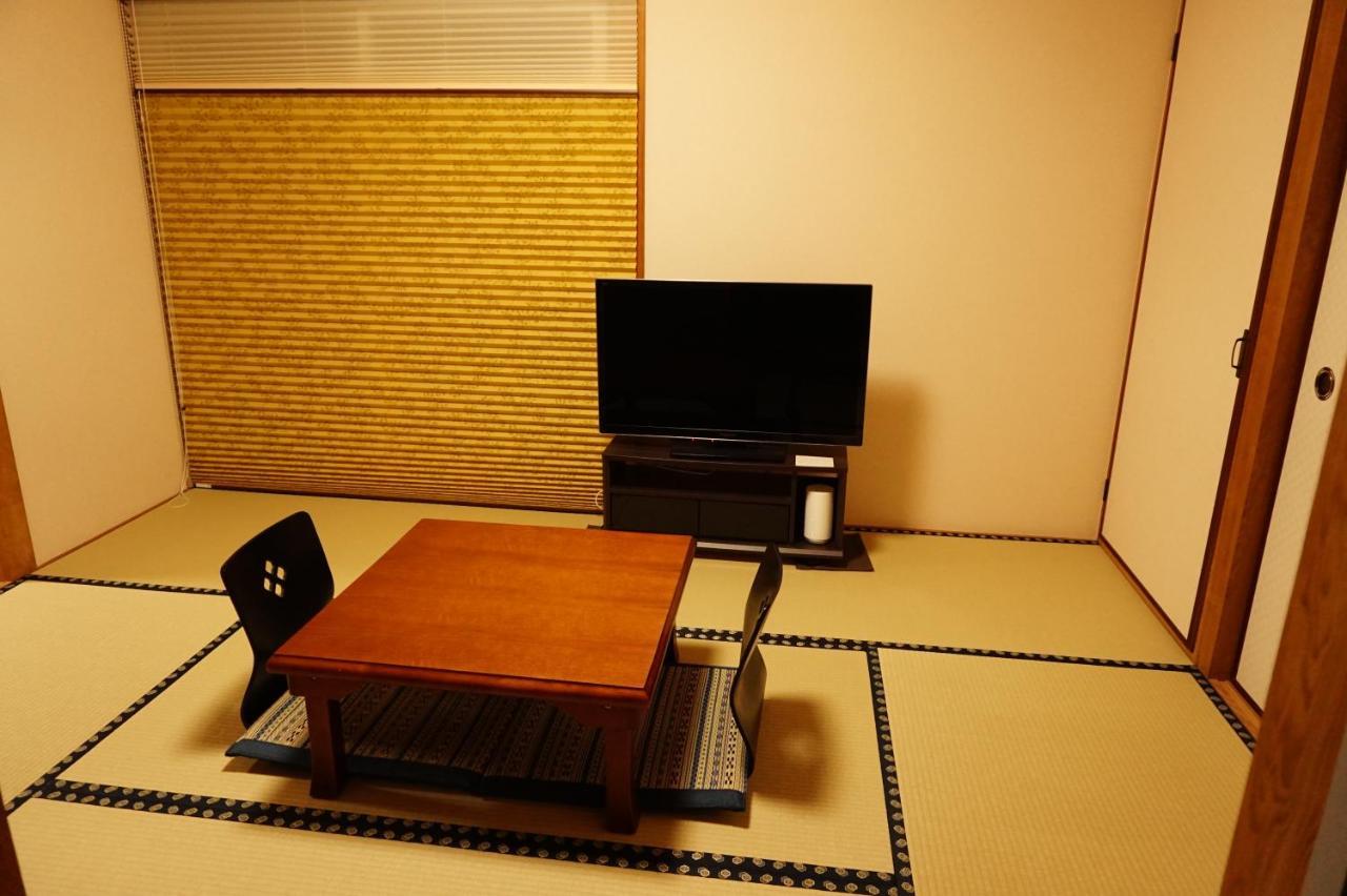 Lumiere De Bonnart Apartment Okayama Bagian luar foto