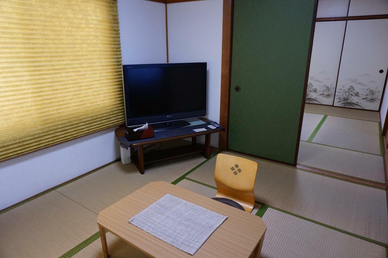 Lumiere De Bonnart Apartment Okayama Bagian luar foto